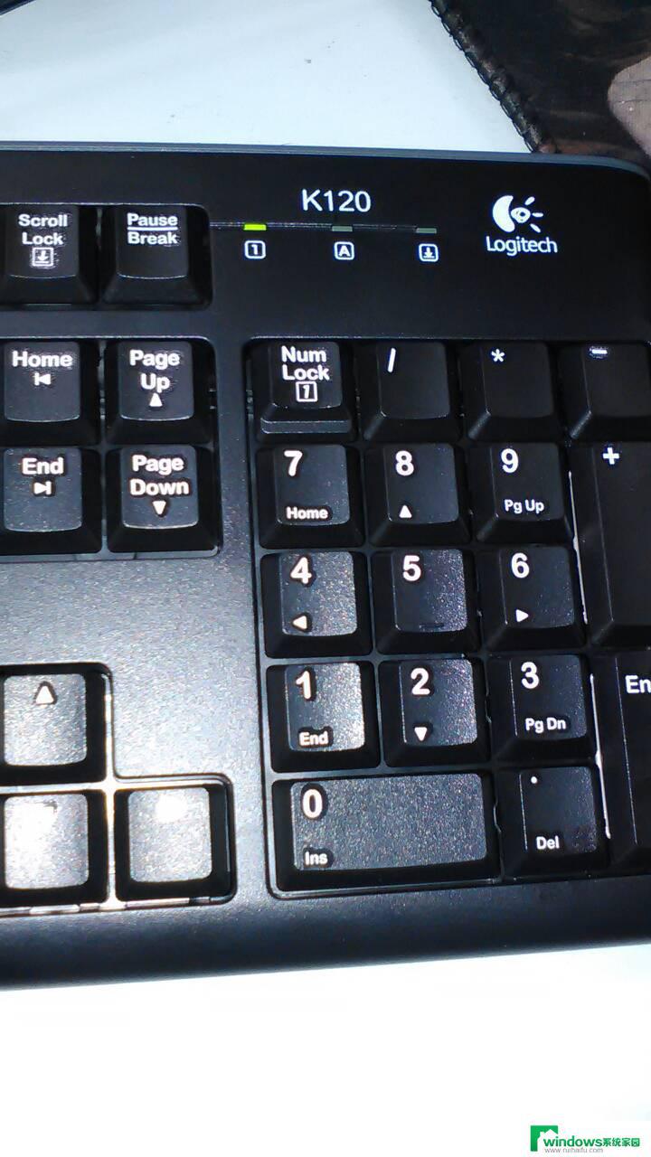 键盘num灯一直闪烁 笔记本键盘灯一直闪烁怎么办