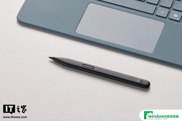 微软2025年全新Surface Pro 12英寸体验：移动轻办公之选特点详解