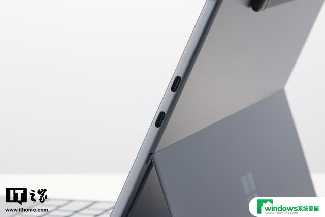 微软2025年全新Surface Pro 12英寸体验：移动轻办公之选特点详解