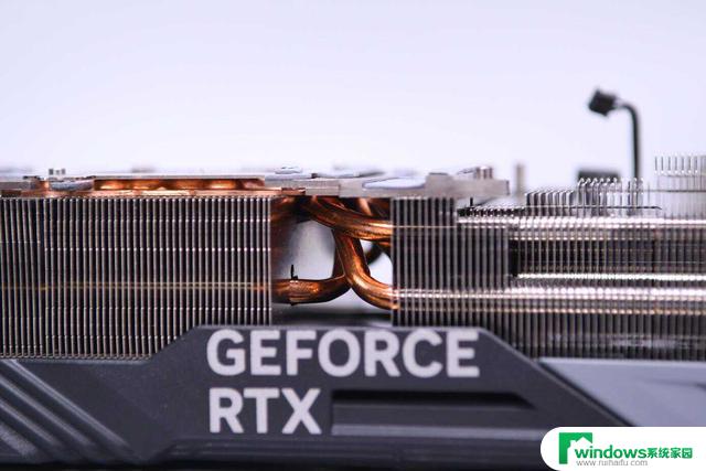 最强AI炼丹炉！技嘉GeForce RTX 4090 GAMING OC魔鹰显卡评测：性能超群，成为炼丹大师的首选！