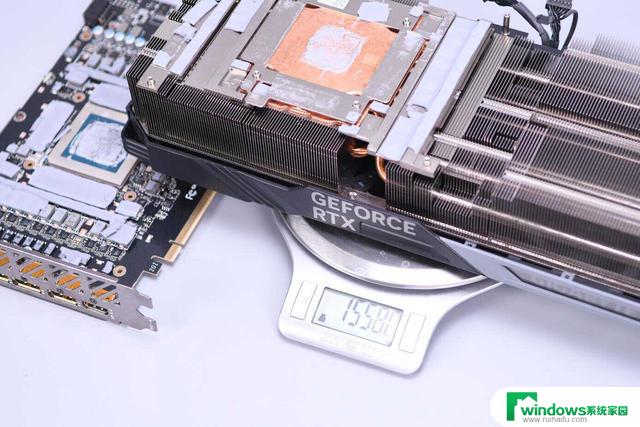 最强AI炼丹炉！技嘉GeForce RTX 4090 GAMING OC魔鹰显卡评测：性能超群，成为炼丹大师的首选！