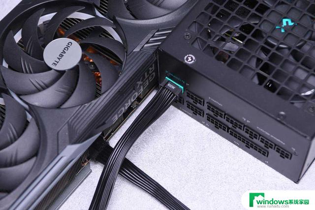 最强AI炼丹炉！技嘉GeForce RTX 4090 GAMING OC魔鹰显卡评测：性能超群，成为炼丹大师的首选！