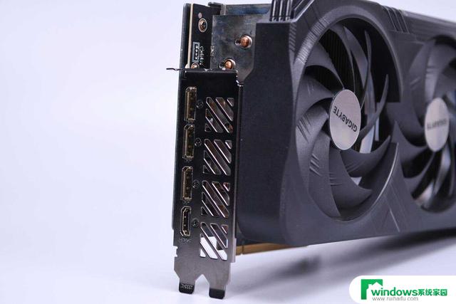 最强AI炼丹炉！技嘉GeForce RTX 4090 GAMING OC魔鹰显卡评测：性能超群，成为炼丹大师的首选！