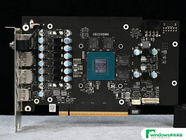 七彩虹RTX 5060显卡评测：性能比4060强41%以上！详细性能对比及评价